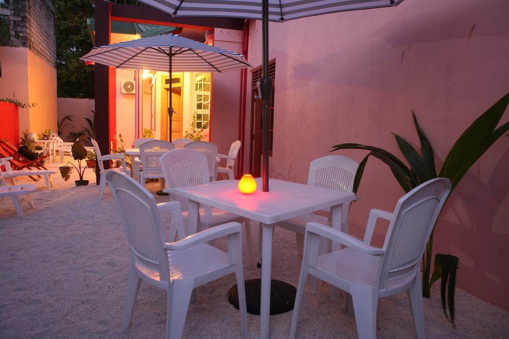 Equa Reef Maldives Hotel Addu City Luaran gambar