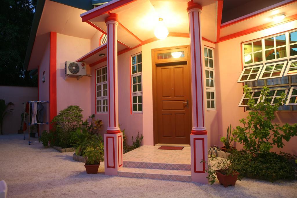 Equa Reef Maldives Hotel Addu City Luaran gambar