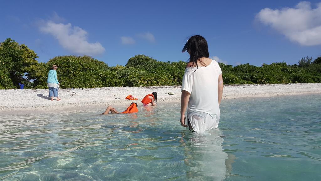 Equa Reef Maldives Hotel Addu City Luaran gambar