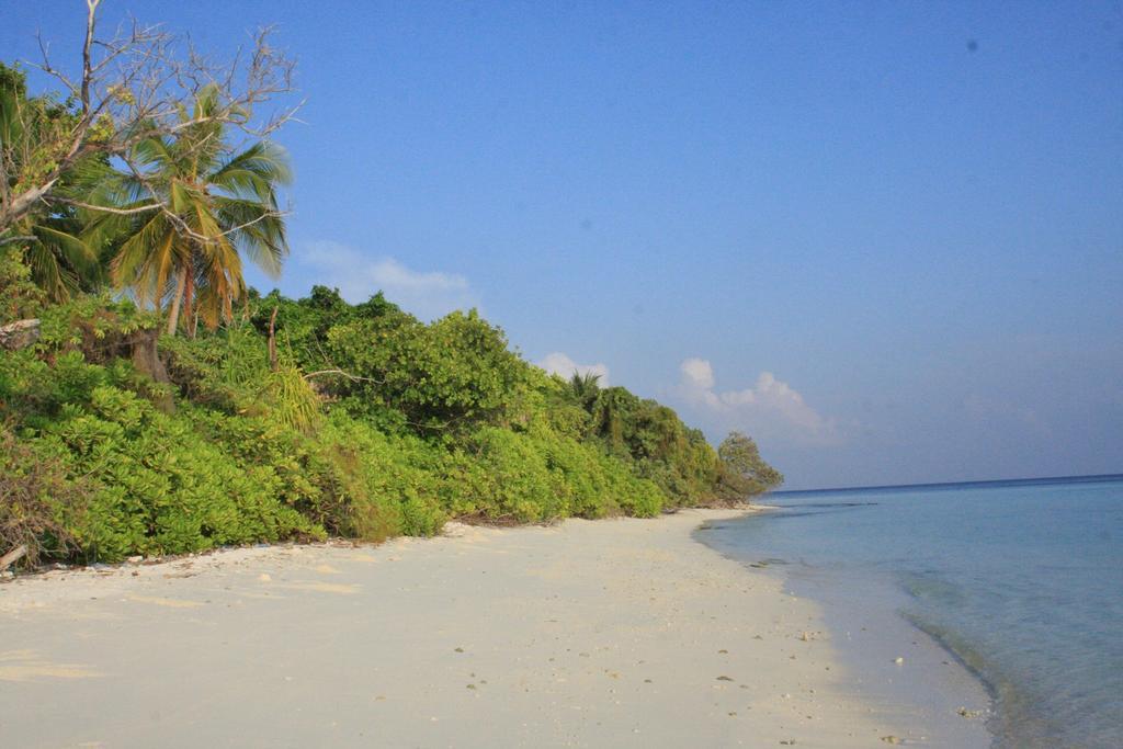 Equa Reef Maldives Hotel Addu City Luaran gambar