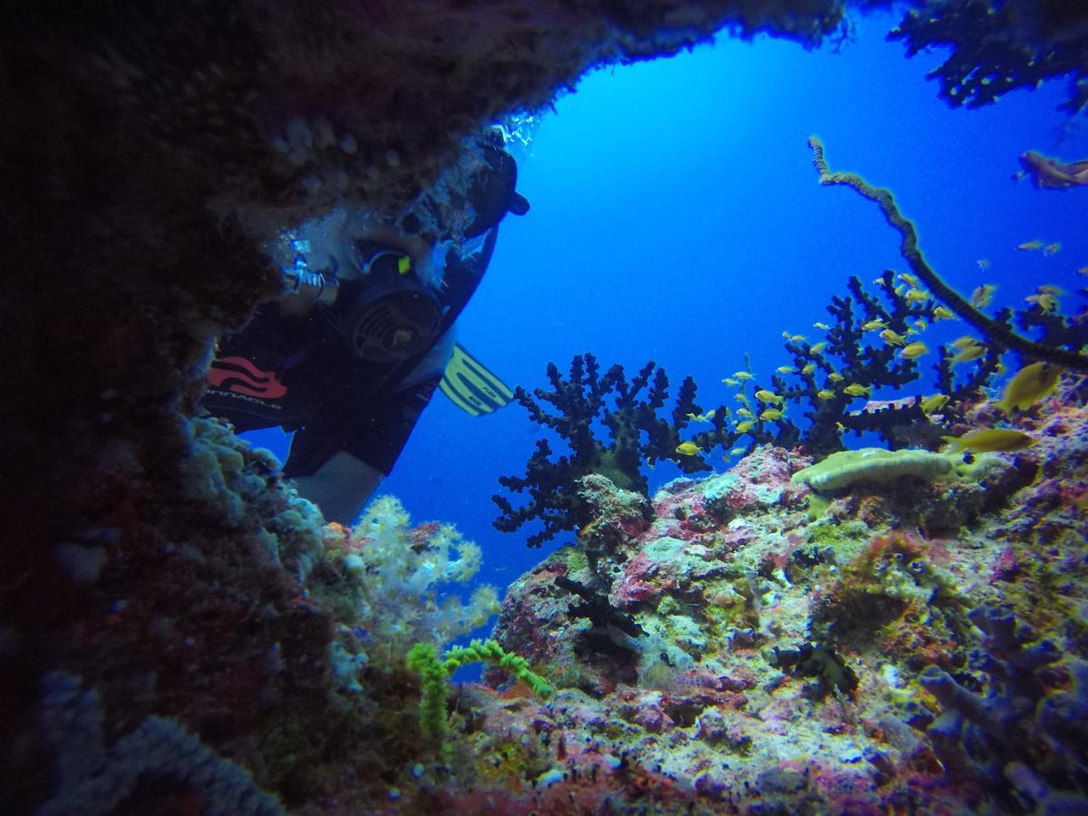 Equa Reef Maldives Hotel Addu City Luaran gambar