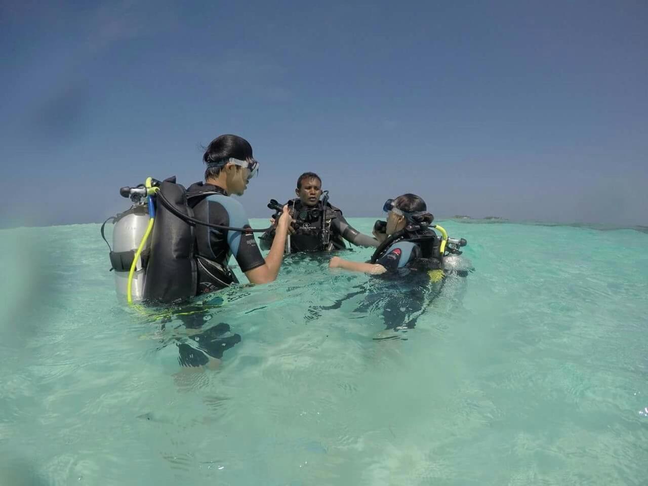 Equa Reef Maldives Hotel Addu City Luaran gambar